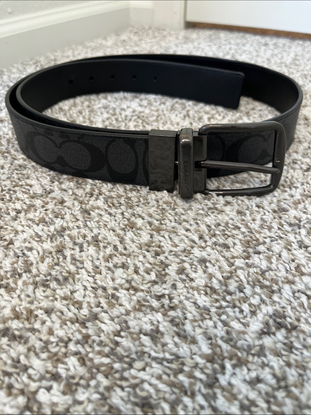 Coach Men's Signature Print Reversible Belt in Black - 42”